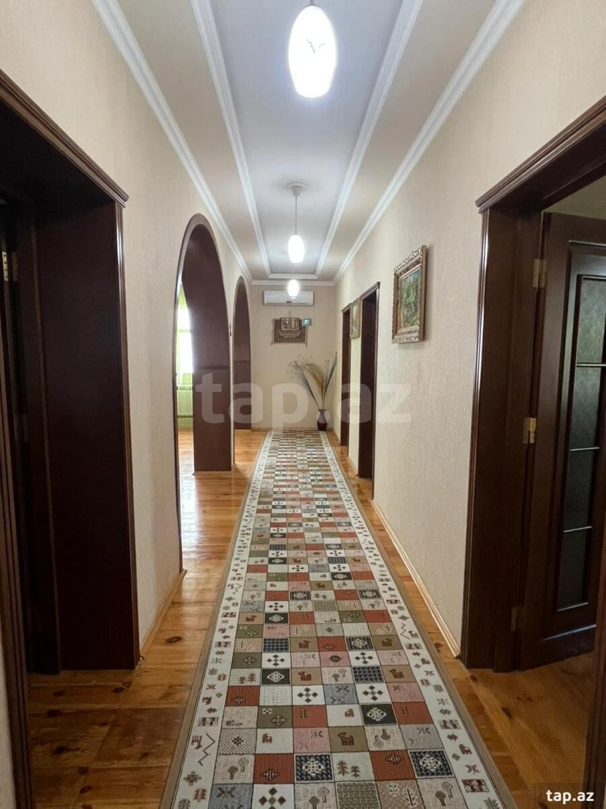 Satılır 4 otaqlı həyət evi