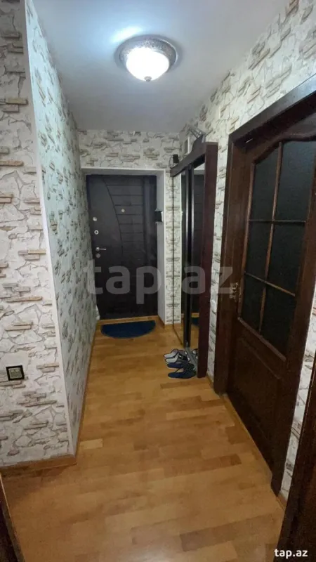 Kirayə verilir 2 otaqlı mənzil 100 m²