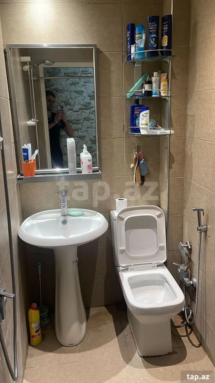 Kirayə verilir 2 otaqlı mənzil 100 m²