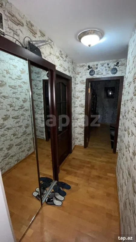 Kirayə verilir 2 otaqlı mənzil 100 m²