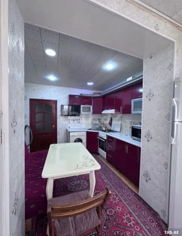 Kirayə verilir 2 otaqlı mənzil 58 m²