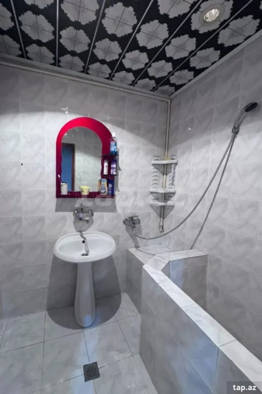 Kirayə verilir 2 otaqlı mənzil 58 m²