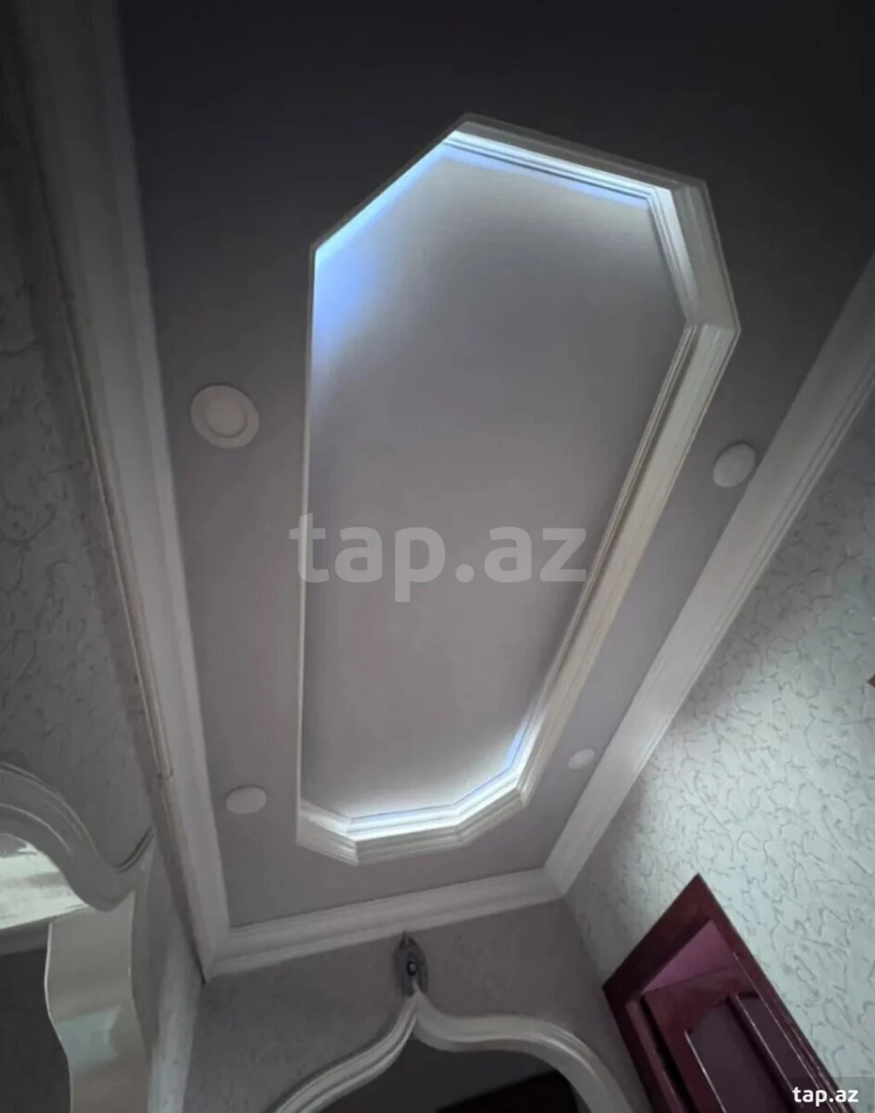 Kirayə verilir 2 otaqlı mənzil 58 m²