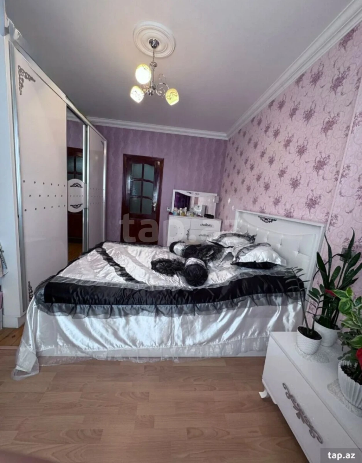 Kirayə verilir 2 otaqlı mənzil 58 m²