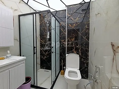 Kirayə verilir 2 otaqlı yeni tikili 65 m²