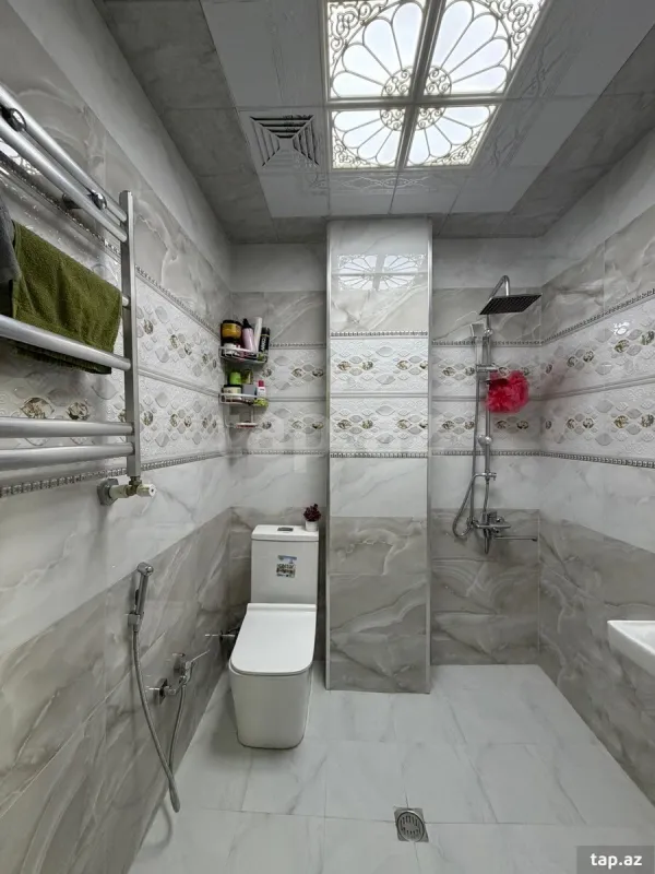 Satılır 2 otaqlı yeni tikili 83 m²