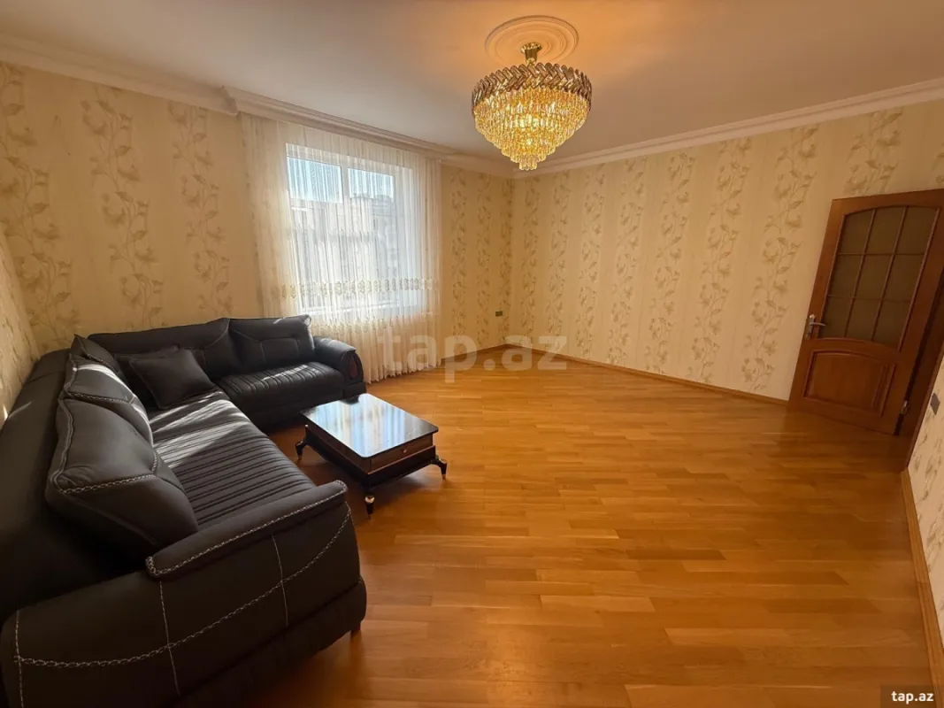 Satılır 2 otaqlı yeni tikili 108 m²