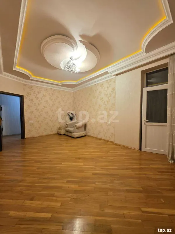Satılır 3 otaqlı yeni tikili 105 m²