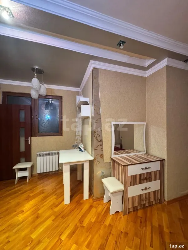Kirayə verilir 2 otaqlı yeni tikili 85 m²