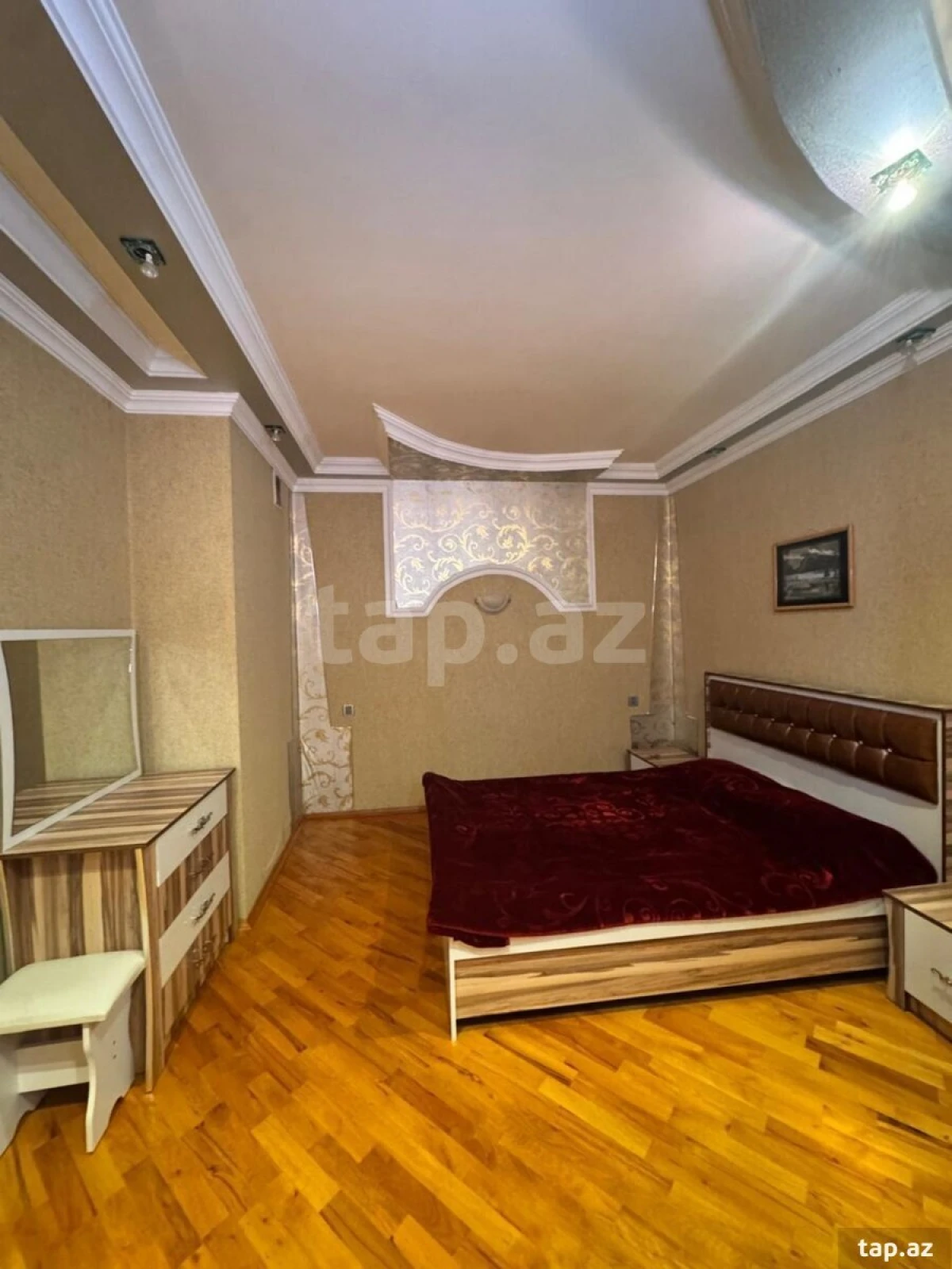 Kirayə verilir 2 otaqlı yeni tikili 85 m²