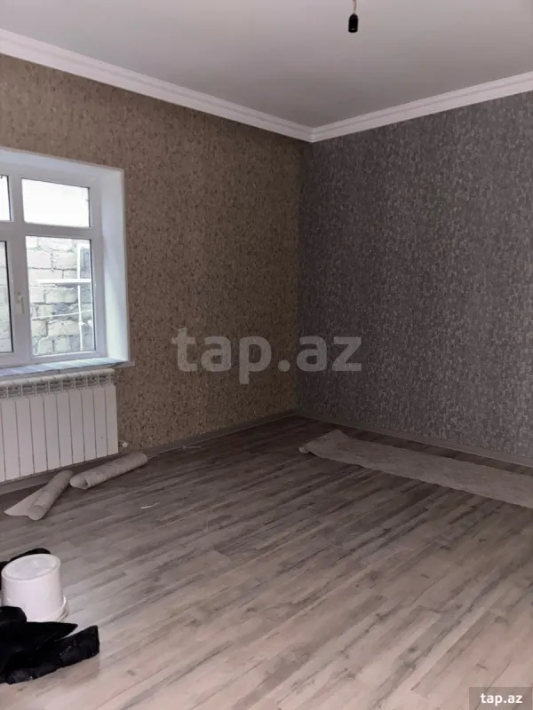 Satılır 4 otaqlı həyət evi