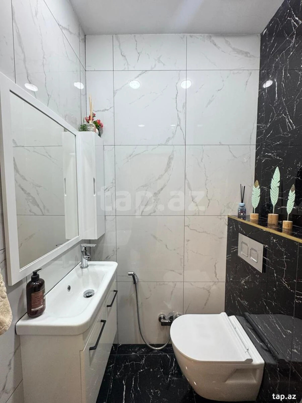 Satılır 2 otaqlı yeni tikili 90 m²