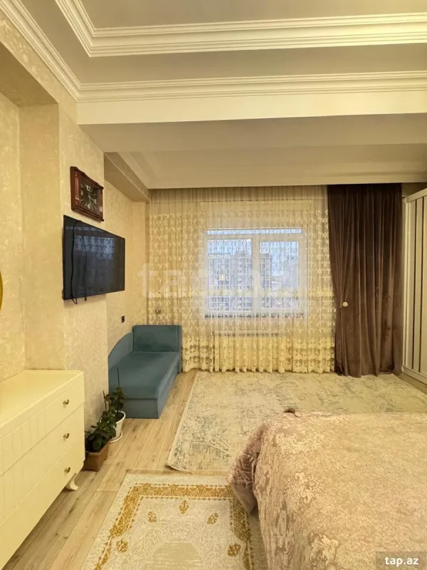 Satılır 2 otaqlı yeni tikili 90 m²