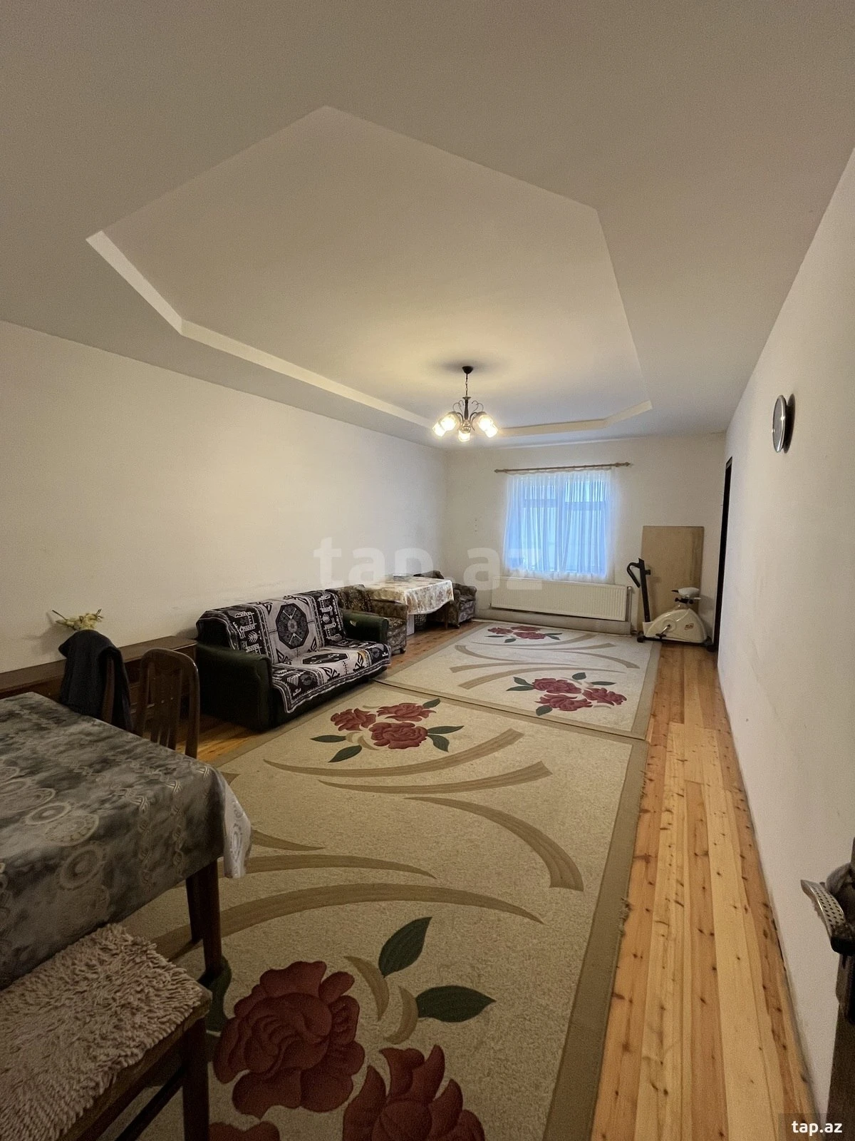 Satılır 5 otaqlı həyət evi