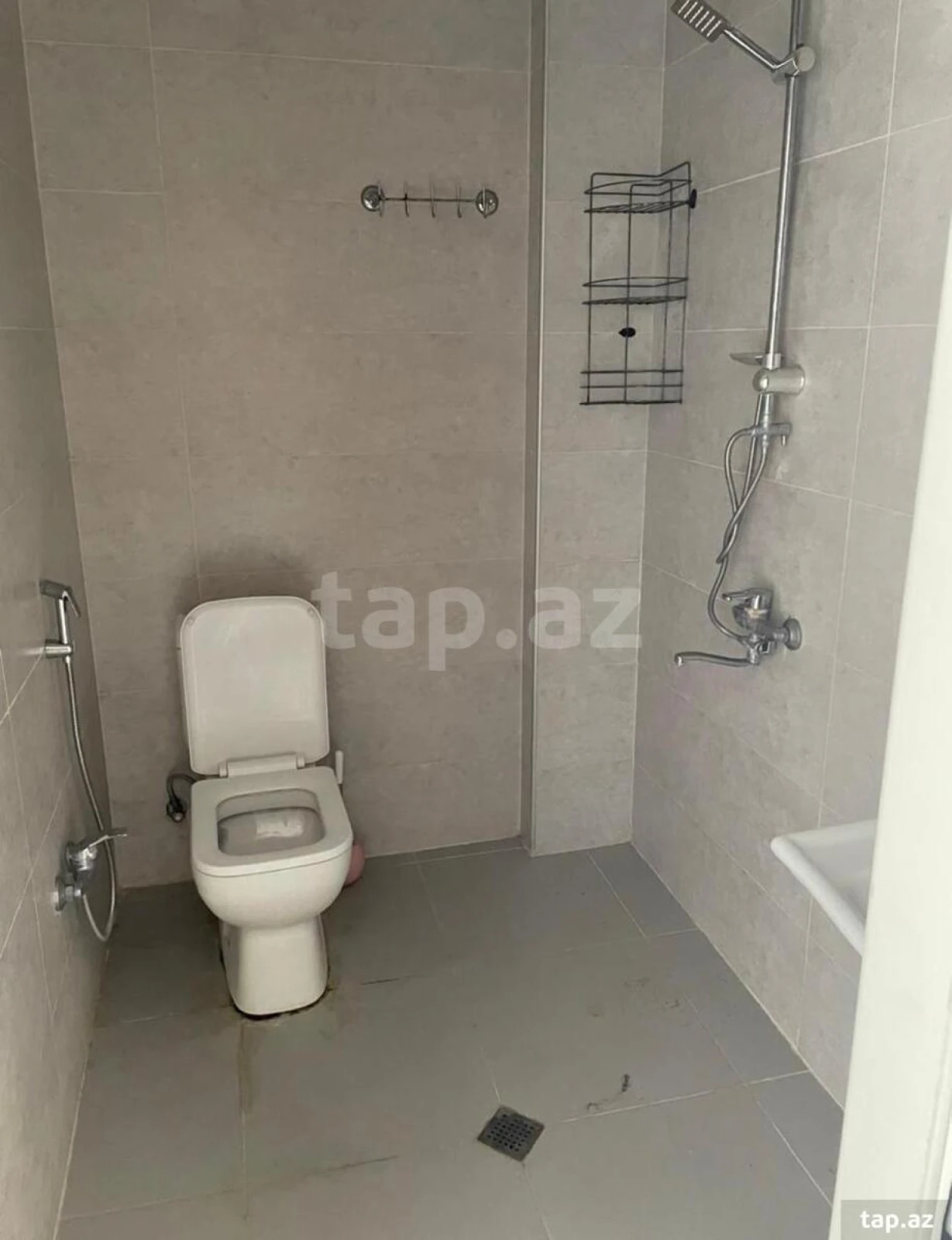 Kirayə verilir 2 otaqlı yeni tikili 60 m²