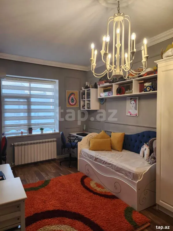 Satılır 3 otaqlı yeni tikili 90 m²