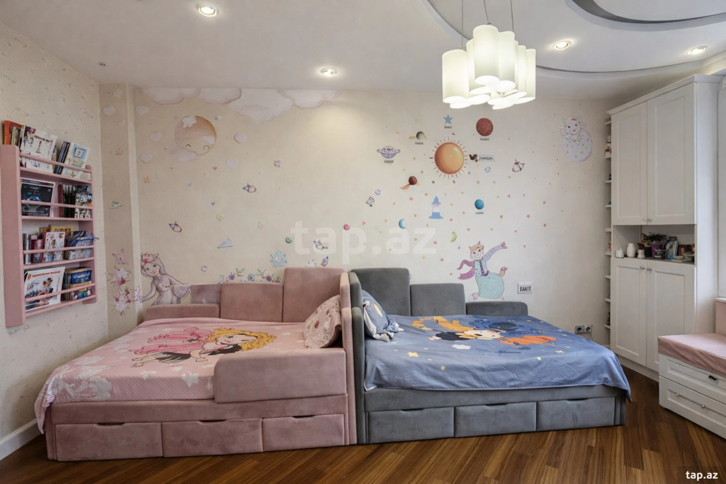 Satılır 3 otaqlı yeni tikili 165 m²