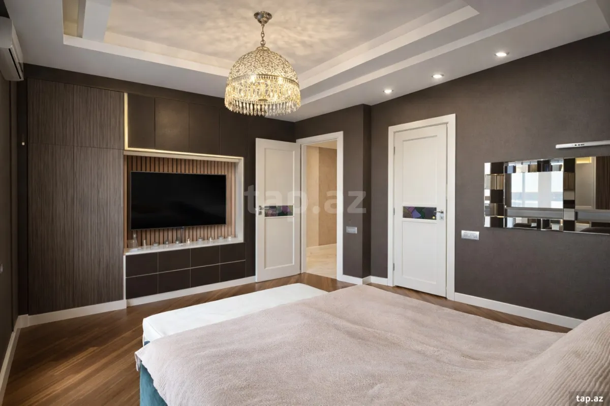 Satılır 3 otaqlı yeni tikili 165 m²