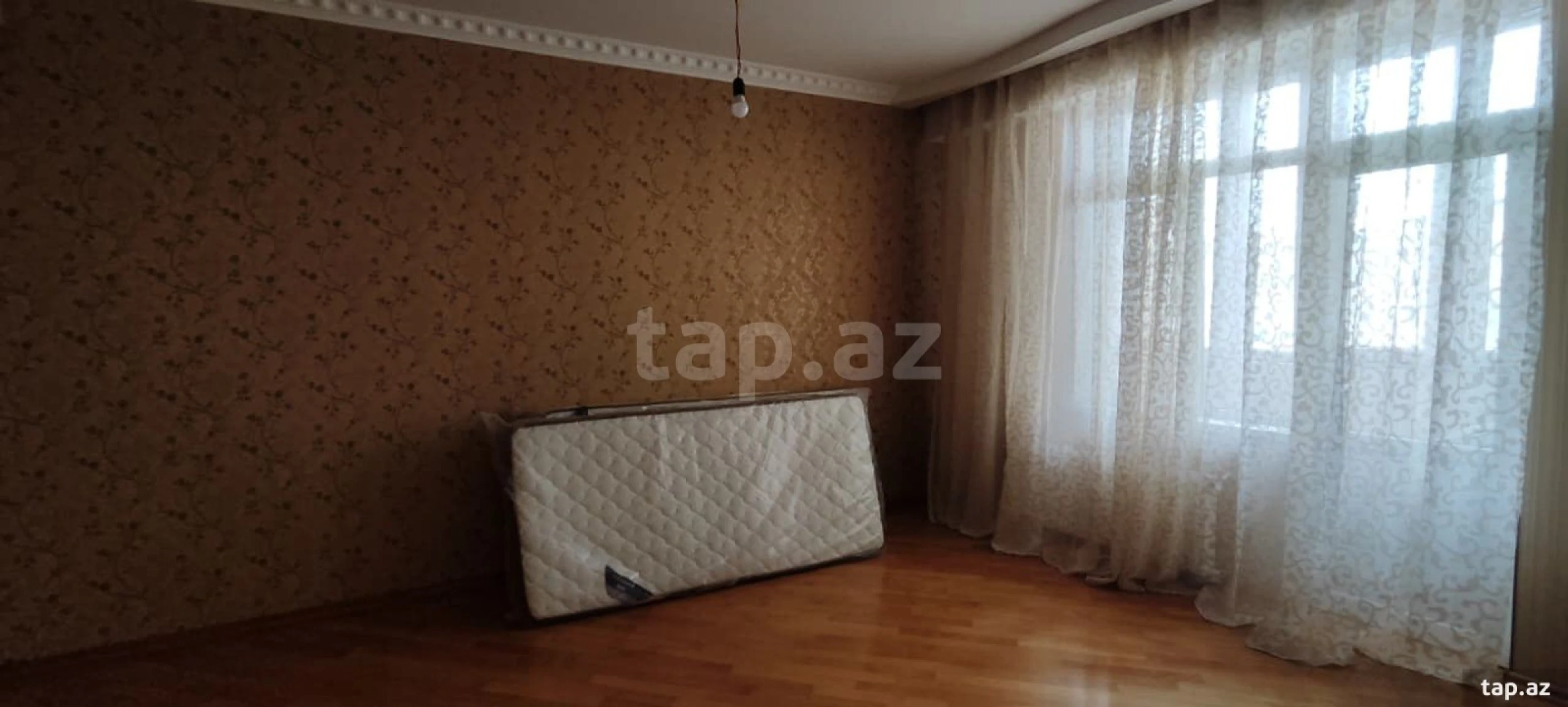 Satılır 3 otaqlı yeni tikili 115 m²