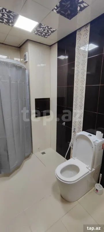 Satılır 3 otaqlı yeni tikili 115 m²