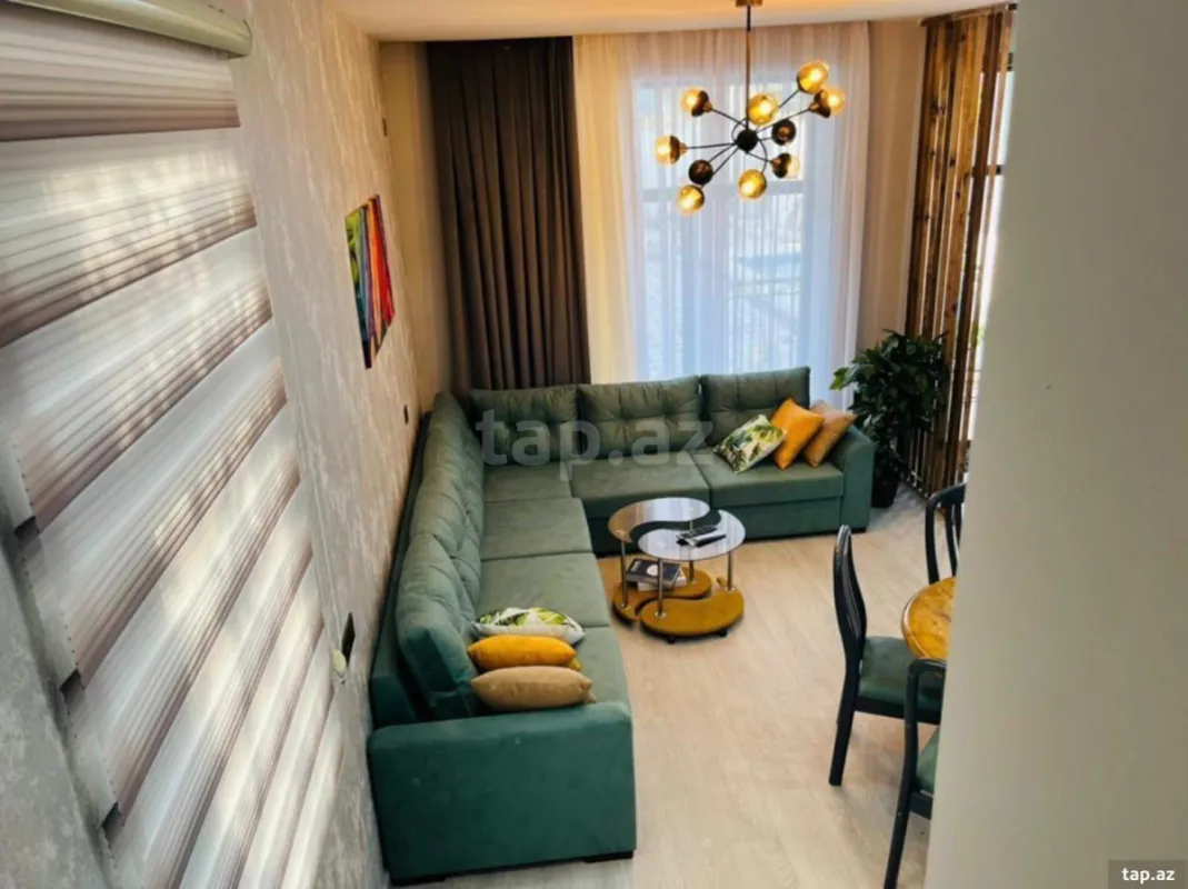 Kirayə verilir 5 otaqlı həyət evi