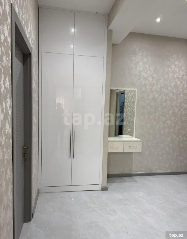 Satılır 3 otaqlı yeni tikili 91 m²