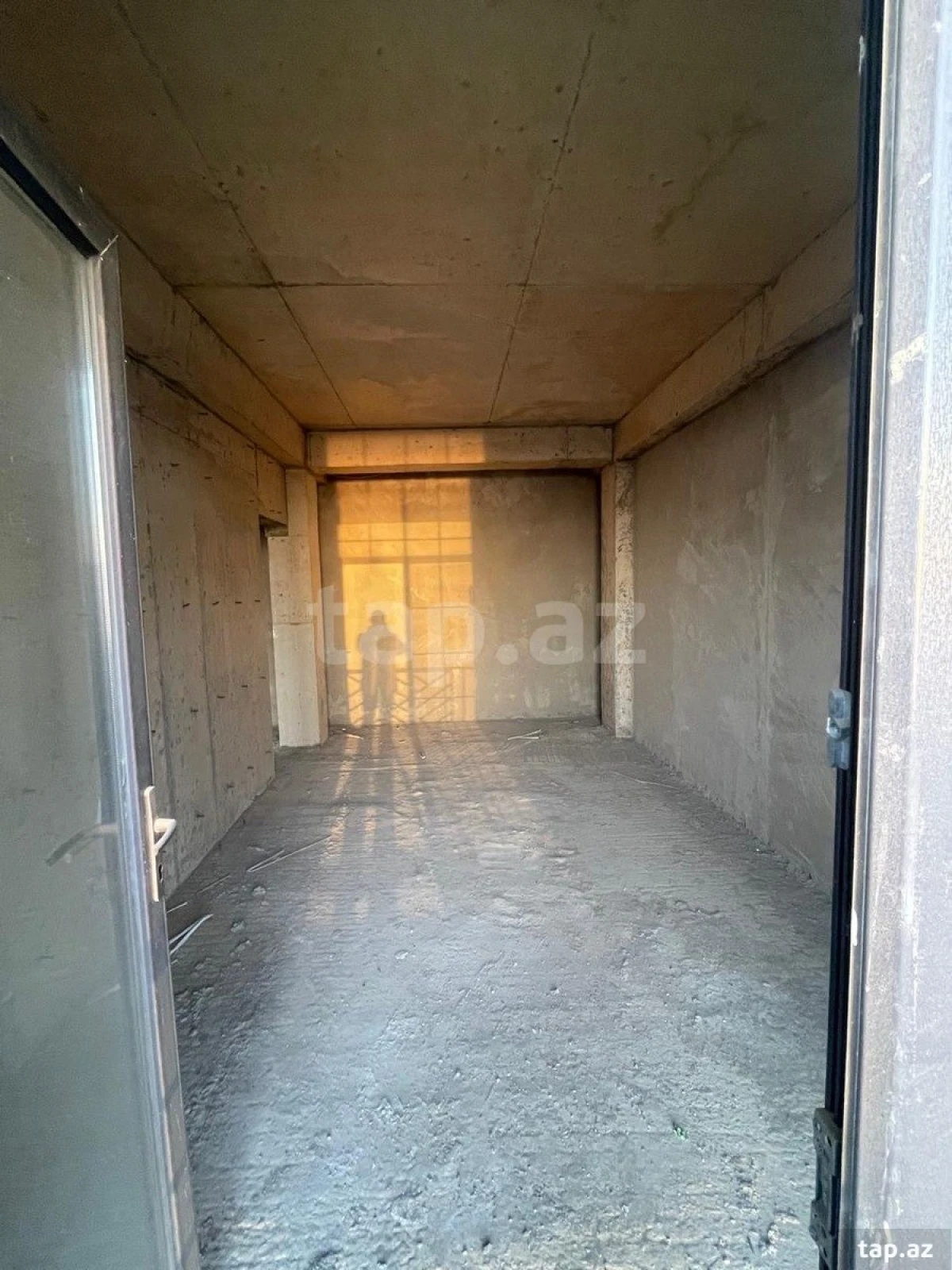 Satılır 2 otaqlı yeni tikili 82 m²