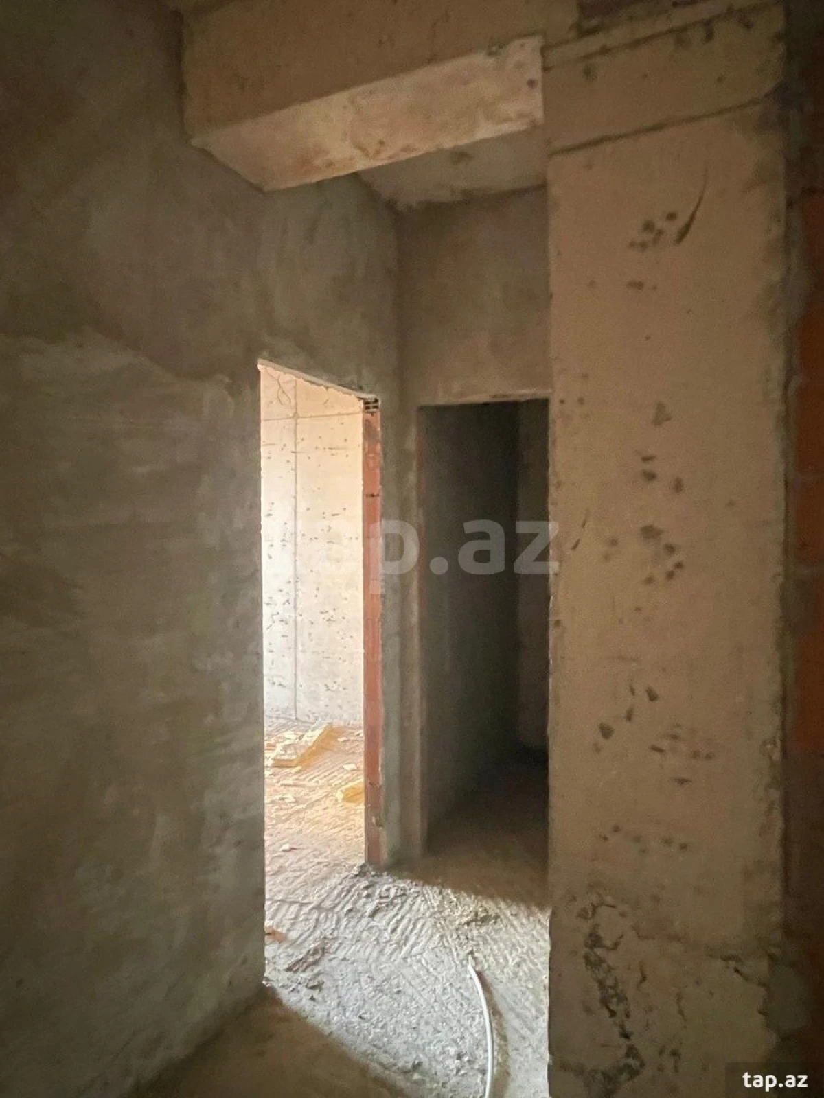 Satılır 2 otaqlı yeni tikili 82 m²