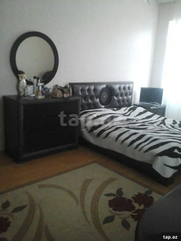 Kirayə verilir 4 otaqlı həyət evi