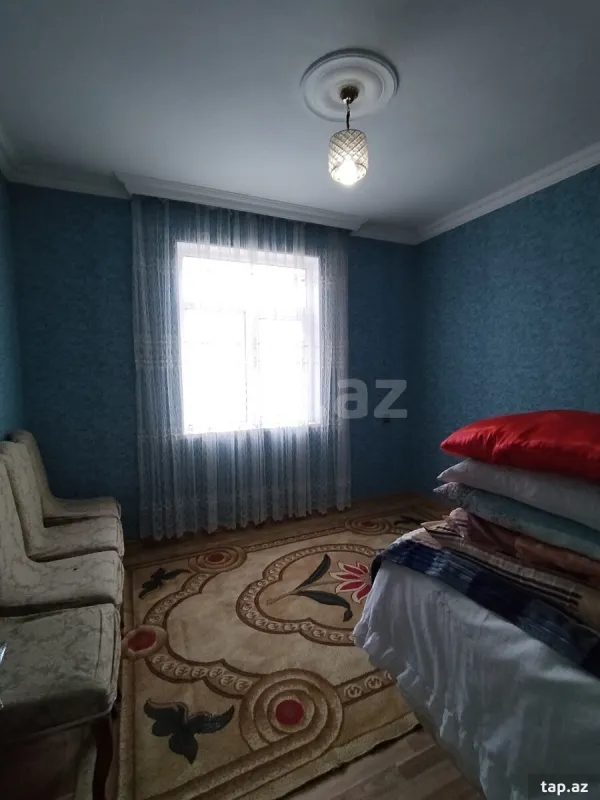 Satılır 4 otaqlı həyət evi