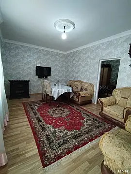 Satılır 4 otaqlı həyət evi