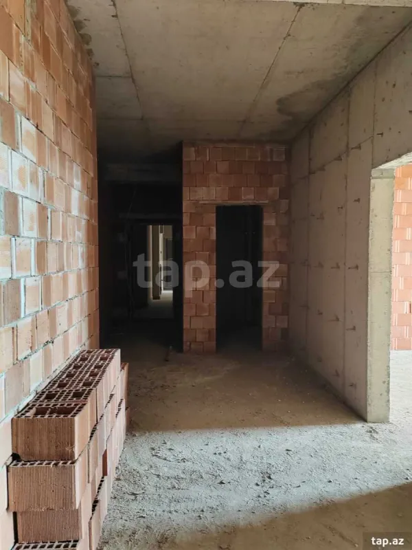 Satılır 4 otaqlı yeni tikili 143 m²