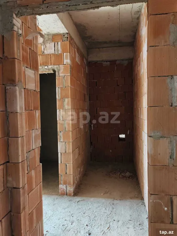 Satılır 4 otaqlı yeni tikili 143 m²