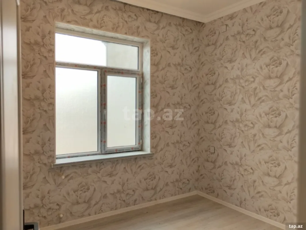 Satılır 6 otaqlı həyət evi