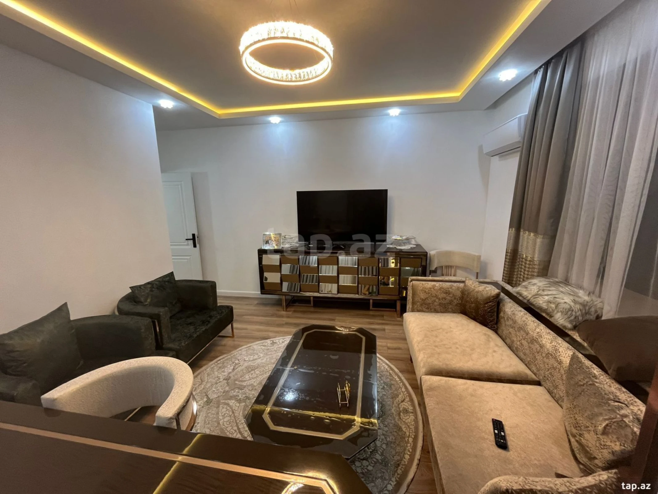 Satılır 2 otaqlı yeni tikili 82 m²