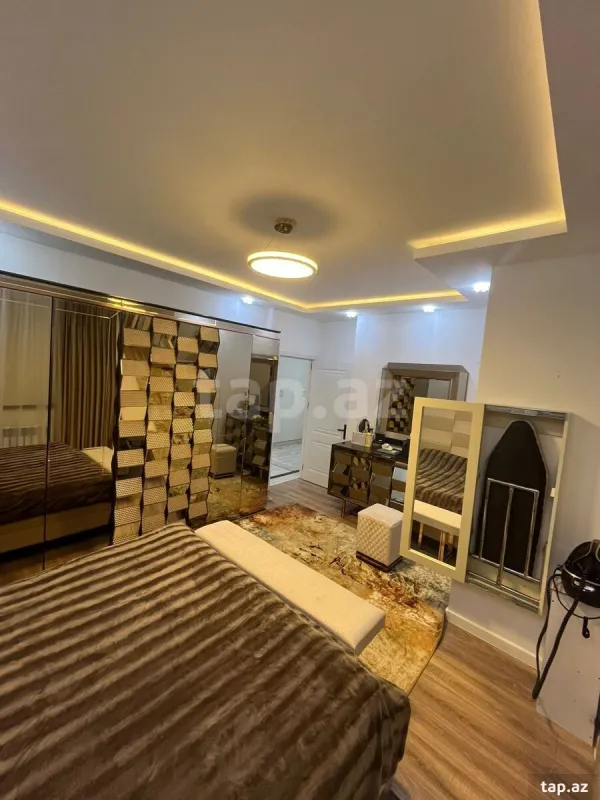 Satılır 2 otaqlı yeni tikili 82 m²