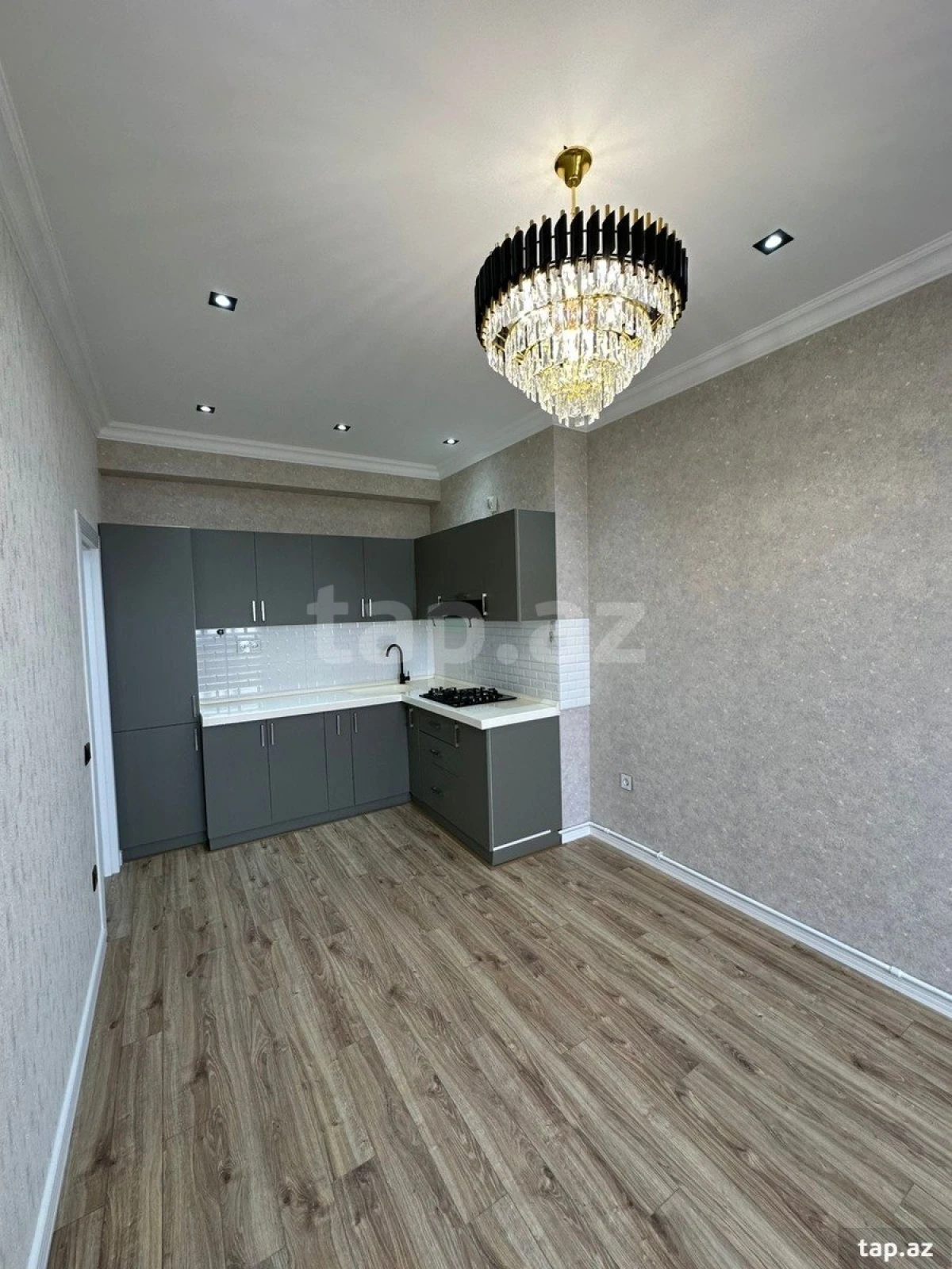 Satılır 3 otaqlı yeni tikili 74 m²