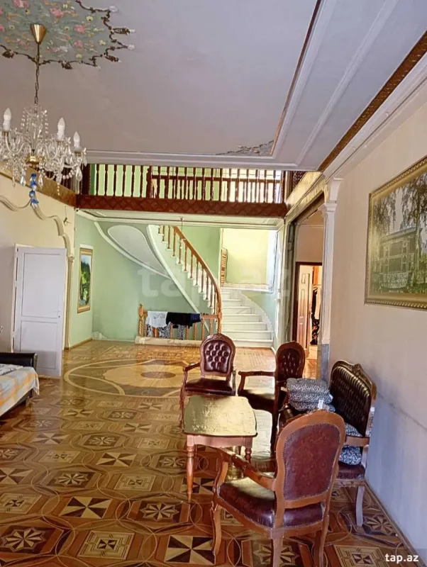 Kirayə verilir 1 otaqlı mənzil 700 m²