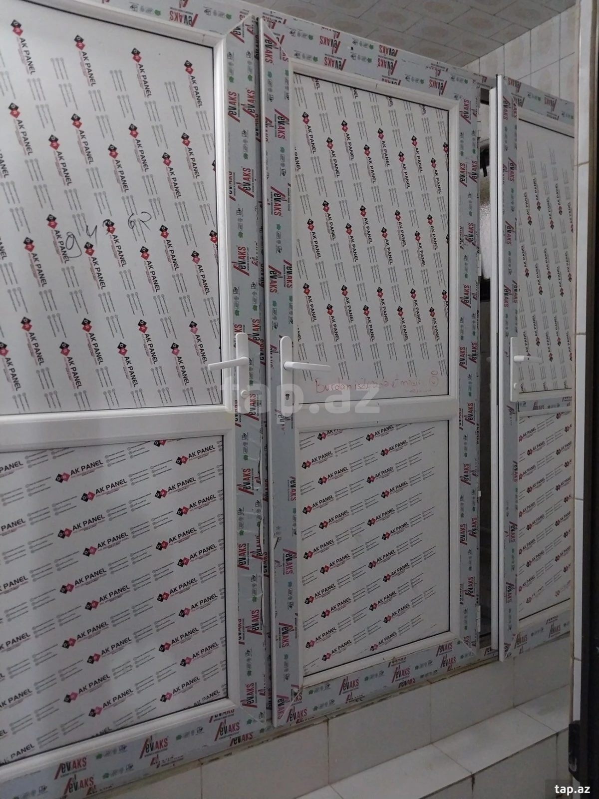 Kirayə verilir 1 otaqlı mənzil 700 m²