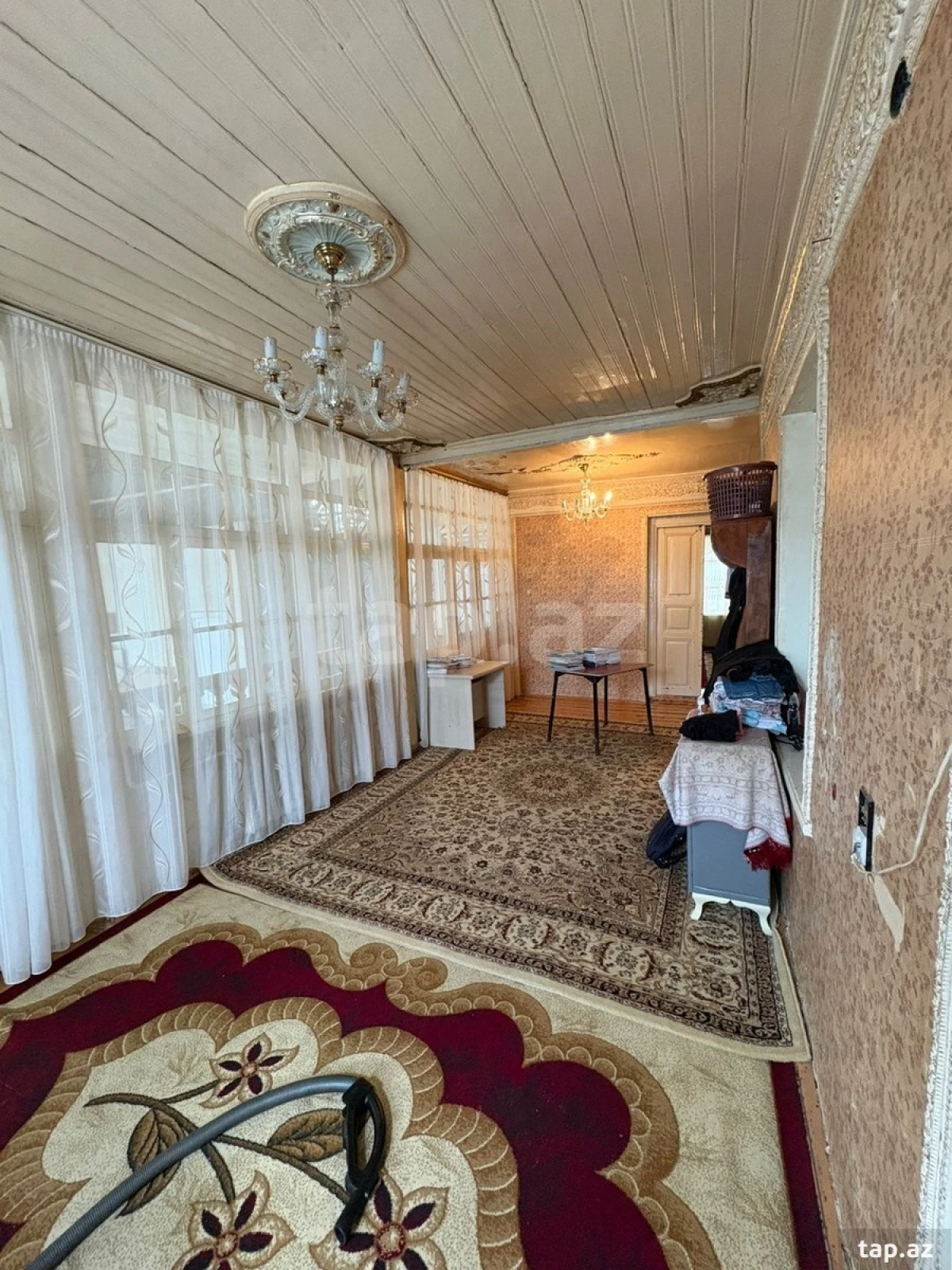 Satılır 4 otaqlı həyət evi