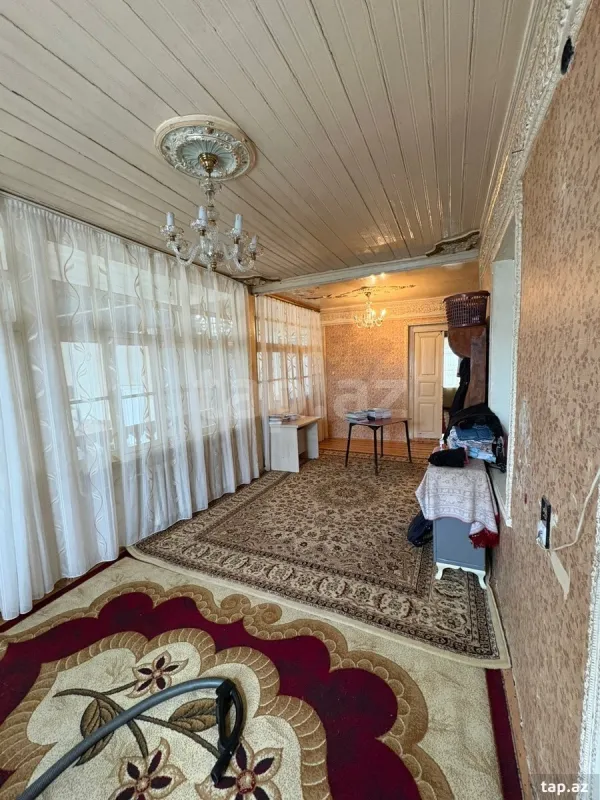 Satılır 4 otaqlı həyət evi