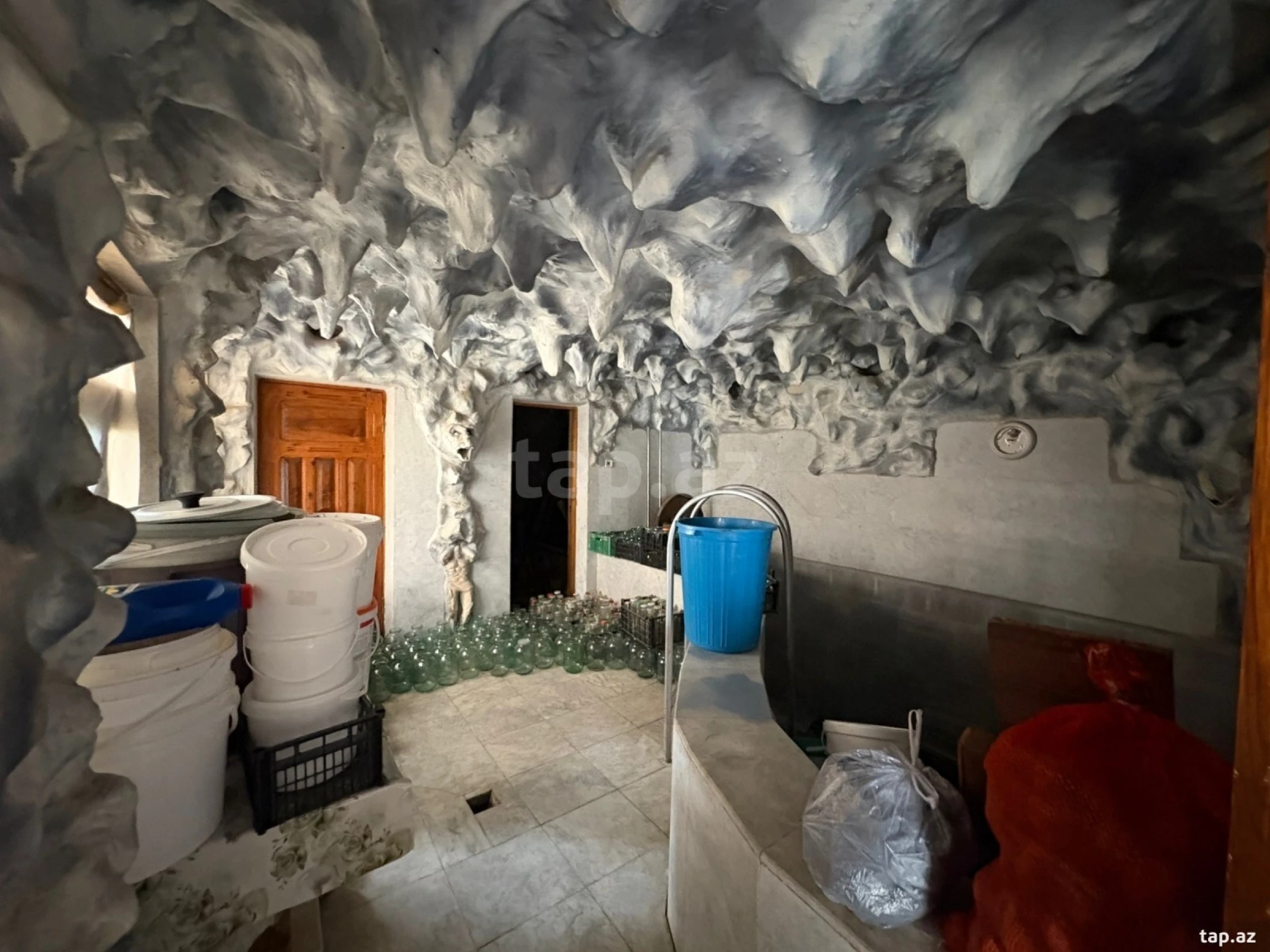 Satılır 4 otaqlı həyət evi