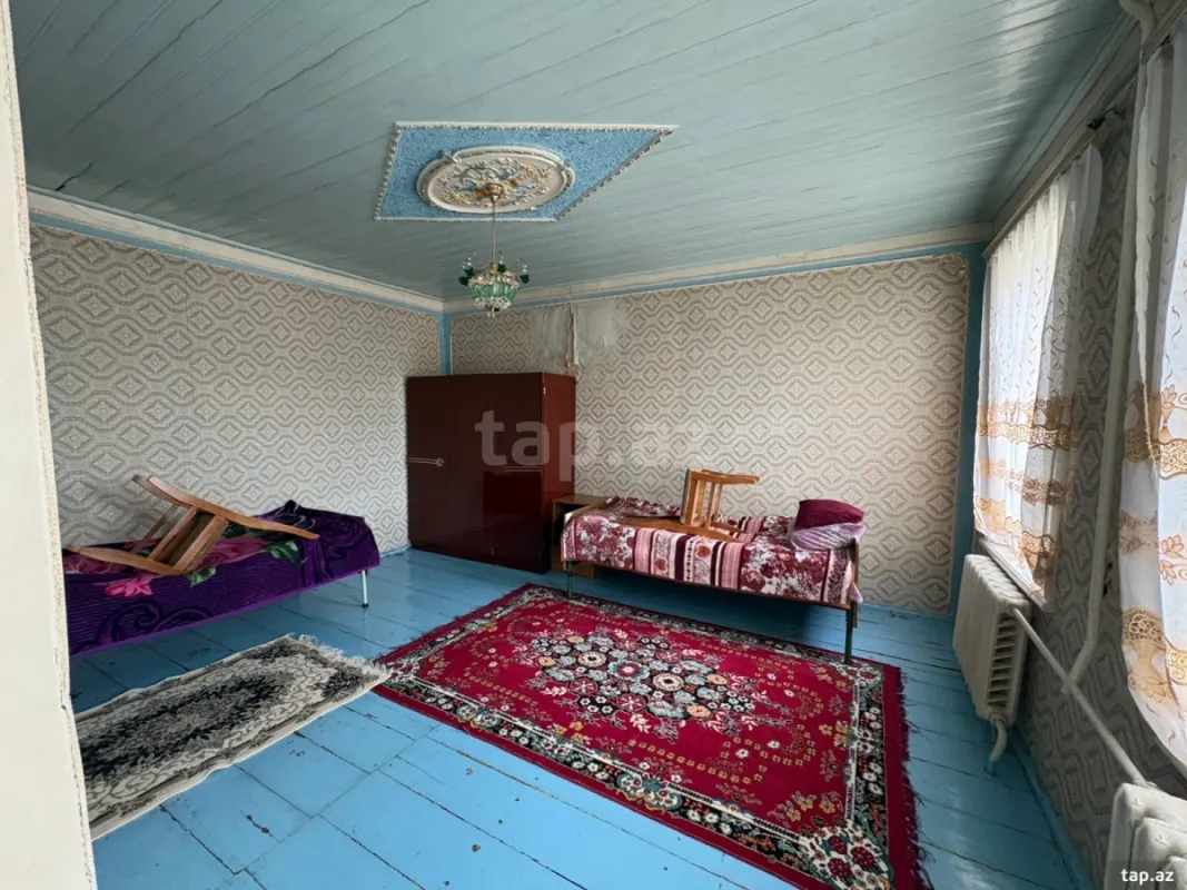 Satılır 4 otaqlı həyət evi