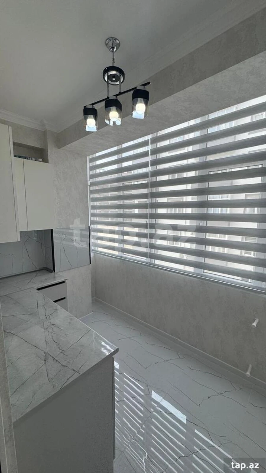 Satılır 3 otaqlı yeni tikili 54 m²