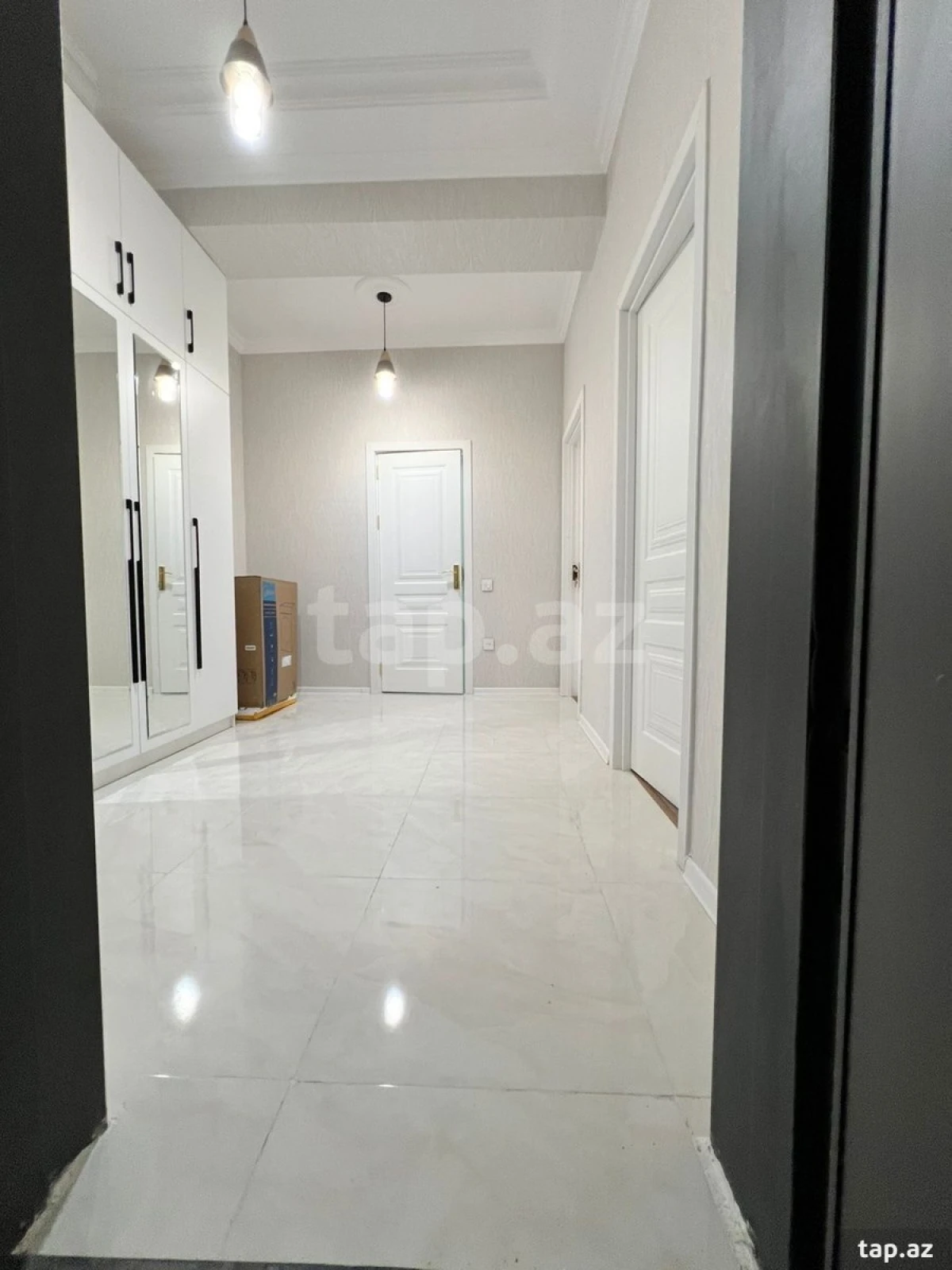 Kirayə verilir 2 otaqlı yeni tikili 80 m²