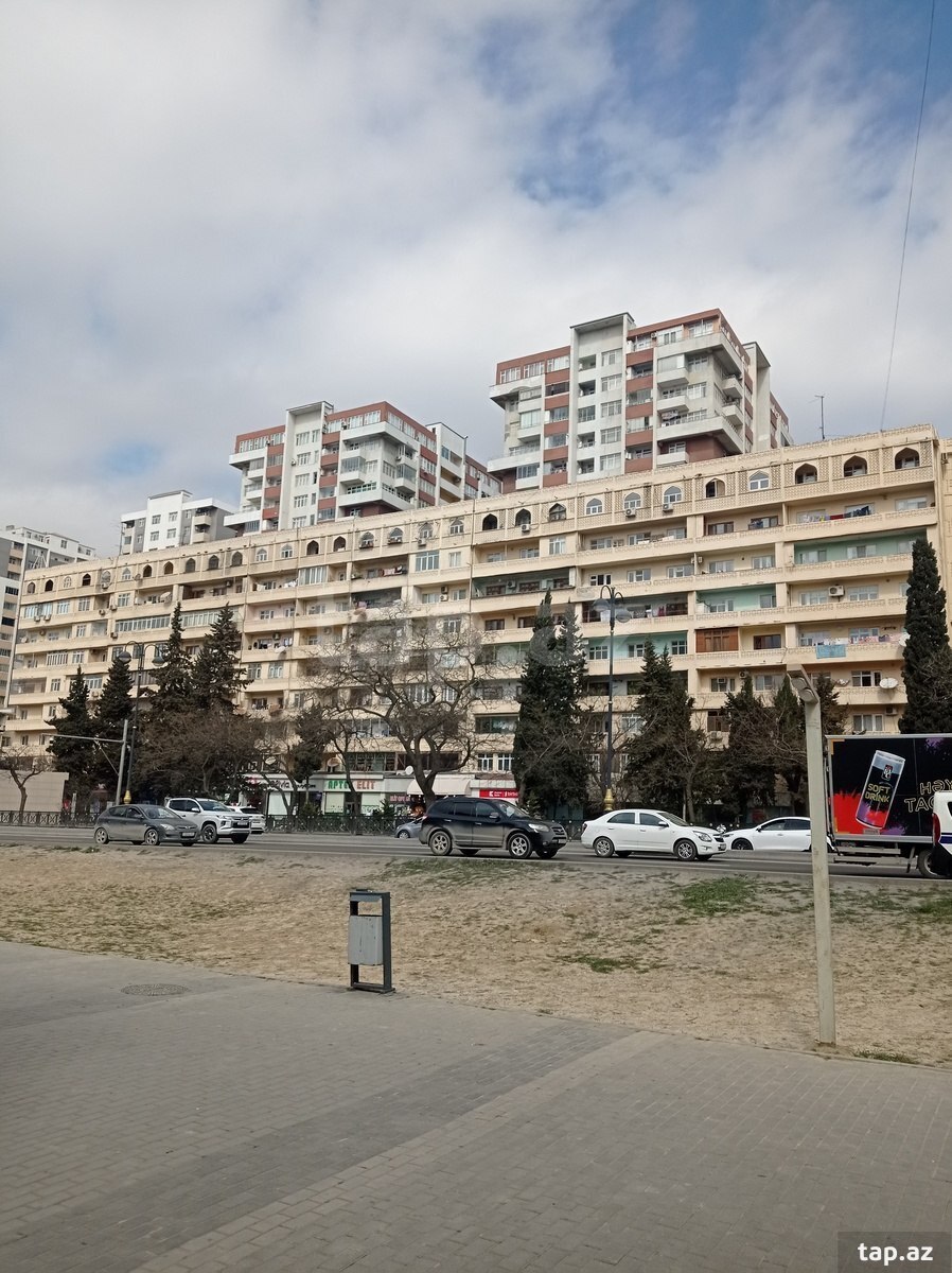 Satılır 2 otaqlı mənzil 60 m²