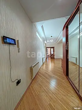 Kirayə verilir 2 otaqlı yeni tikili 150 m²