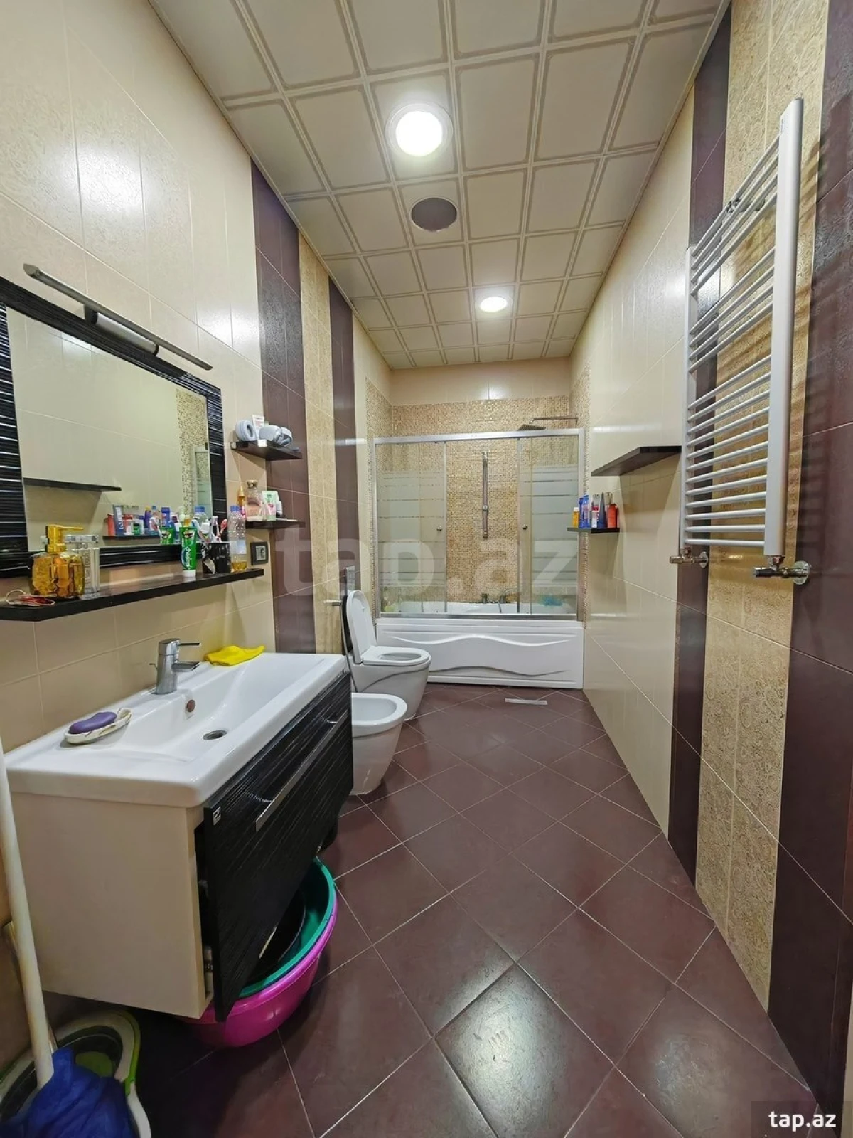 Kirayə verilir 2 otaqlı yeni tikili 150 m²