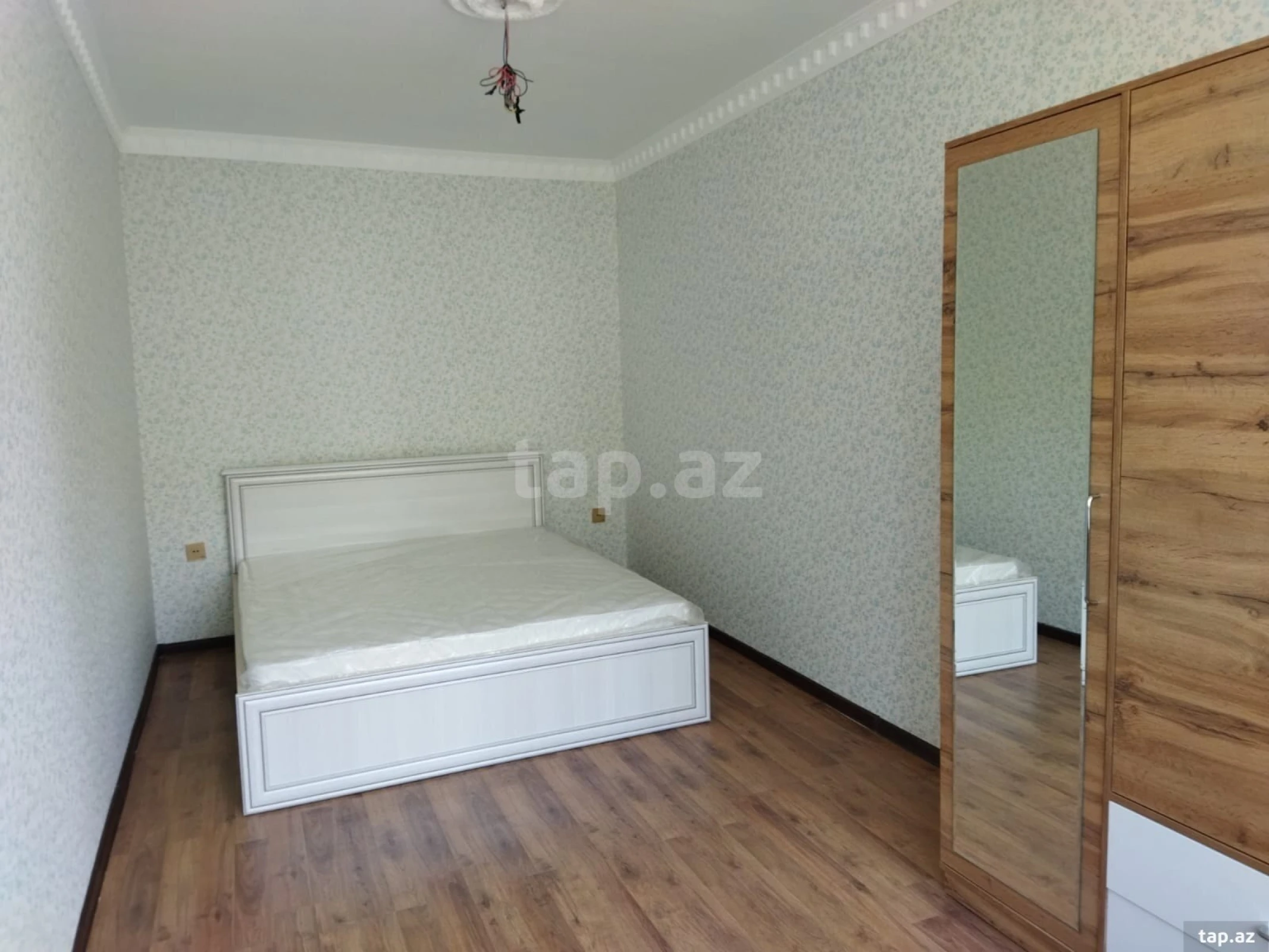 Kirayə verilir 2 otaqlı mənzil 60 m²