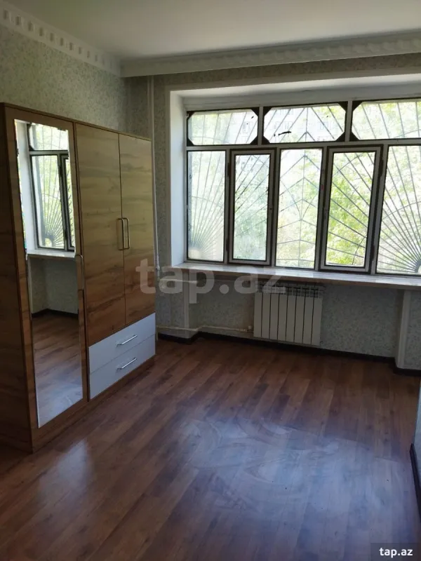 Kirayə verilir 2 otaqlı mənzil 60 m²